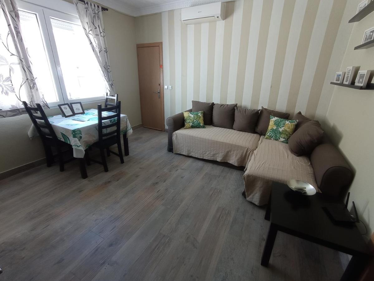 Apartamento, Dos Dormitorios, Tipo Atico Cerca Del Centro Χέρεζ Εξωτερικό φωτογραφία